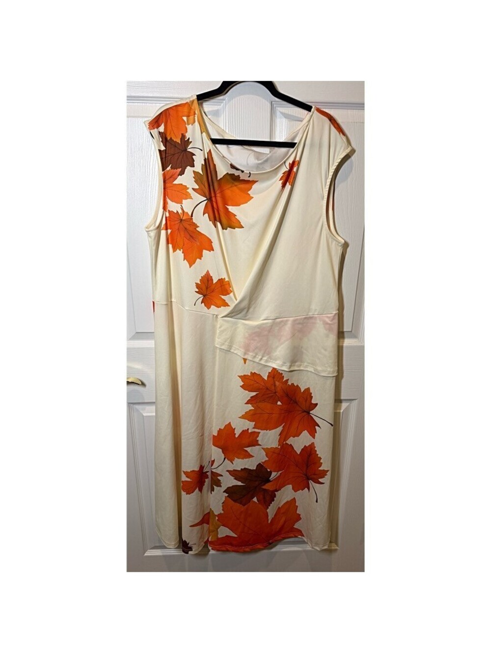 Plus Size Orange Leaf Print Sleeveless Dress